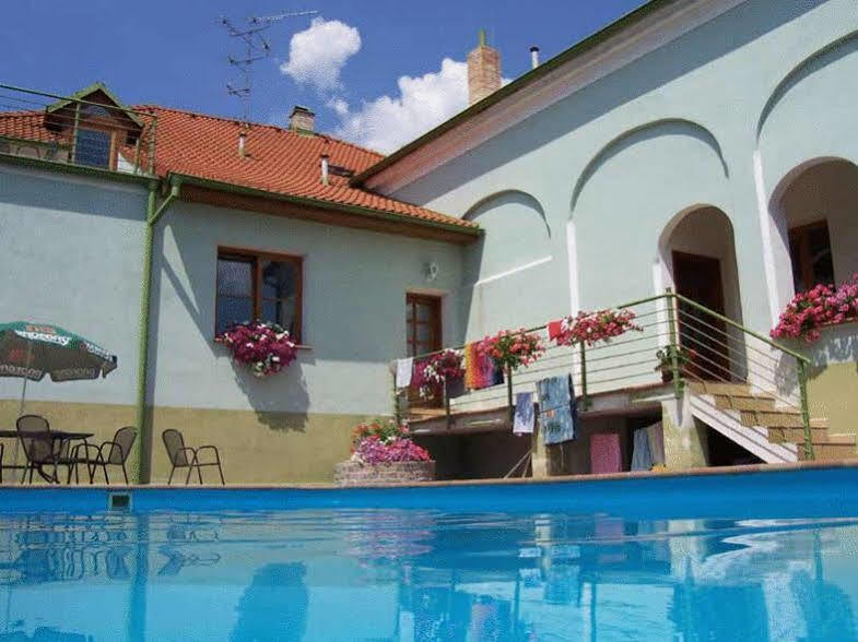 Penzion Barina Dolní Dunajovice Buitenkant foto
